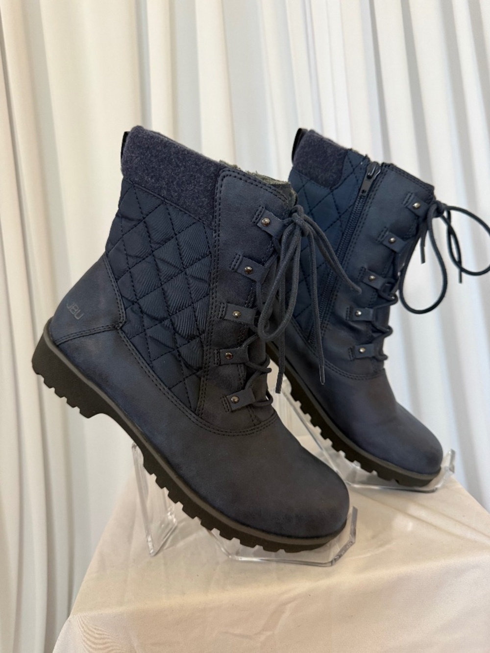 JBU by Jambu Summit Waterproof Boots Navy Faux Fur Size 7.5M NWOB